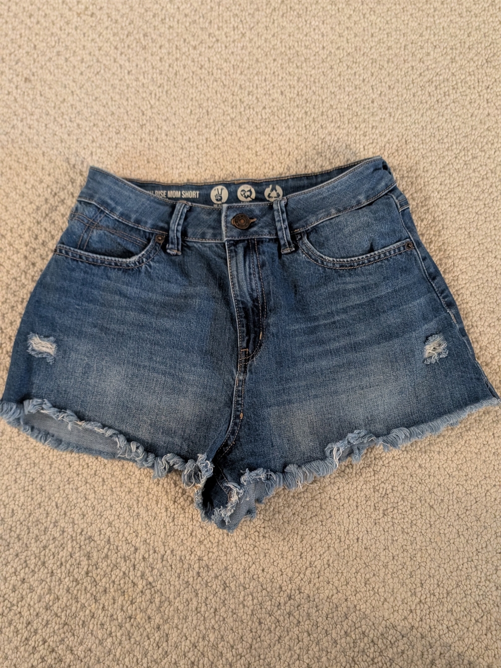 High-Rise Frayed Hem Denim Mom Shorts - Blue